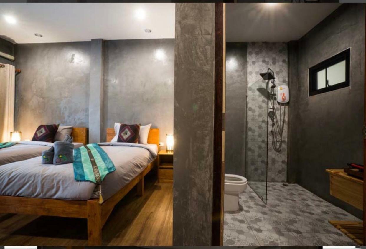 Sriananpura Hotell Chiang Mai Exteriör bild